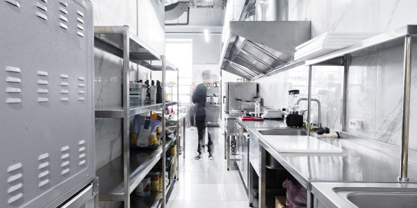 Limpiezas de Conductos de Extracción y Ventilación Láchar · Cocina de Caterings