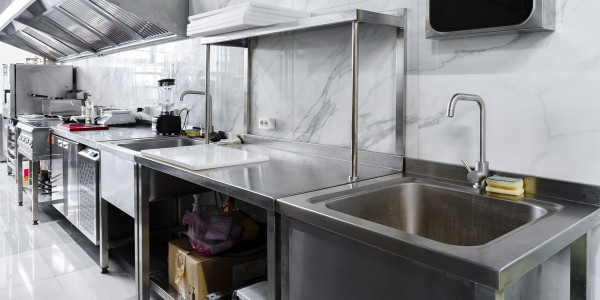 Limpiezas de Conductos de Extracción y Ventilación Molvízar · Cocina de Hostales